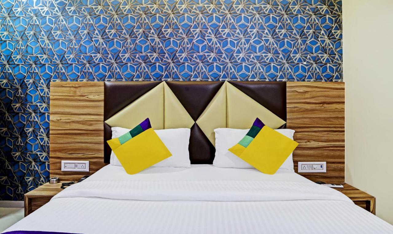 Itsy Hotels Rk Palace Вадодара Экстерьер фото