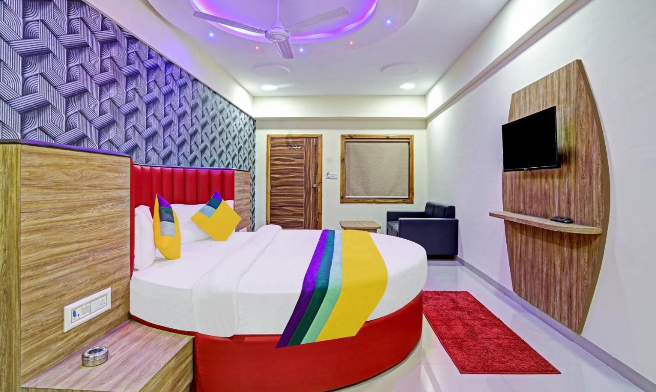 Itsy Hotels Rk Palace Вадодара Экстерьер фото