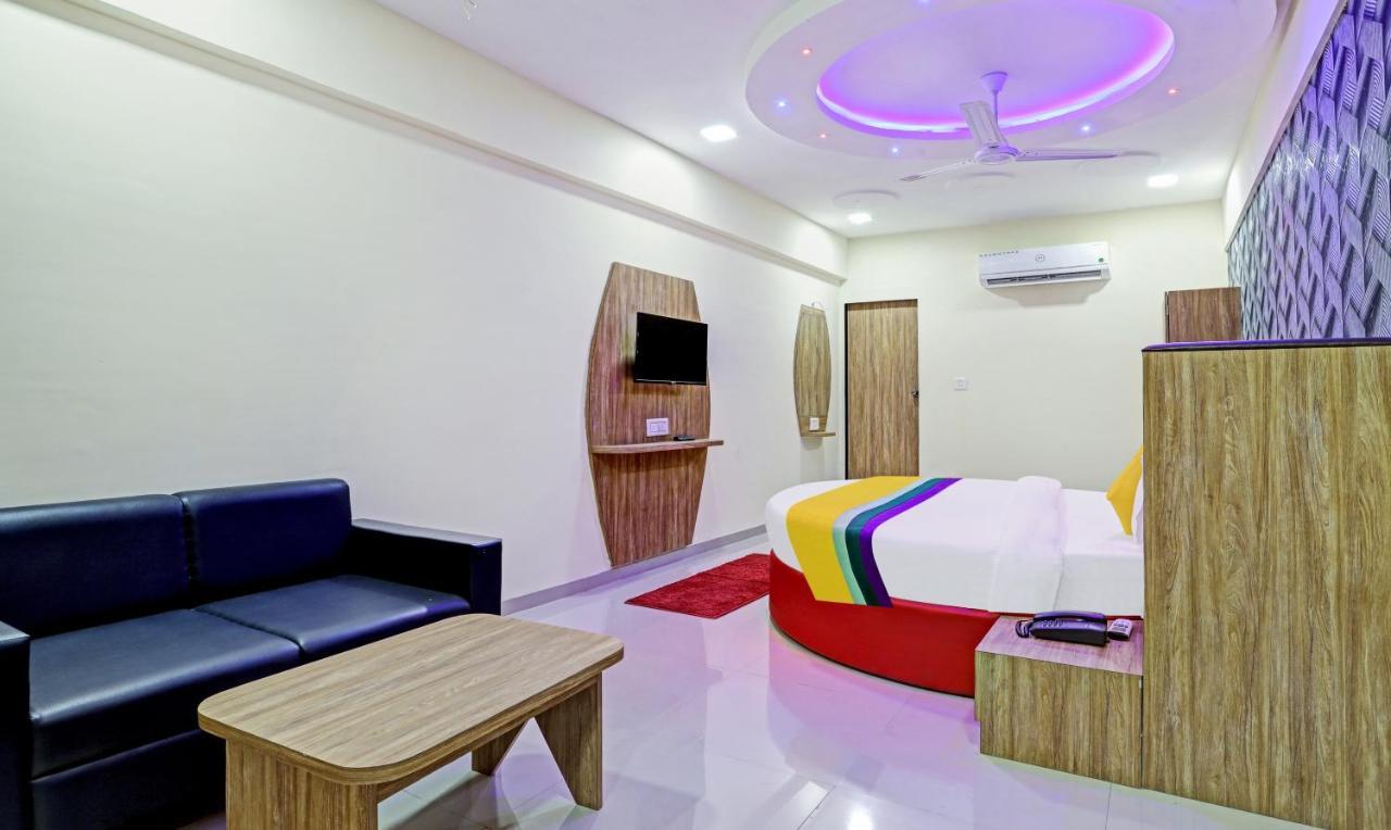 Itsy Hotels Rk Palace Вадодара Экстерьер фото