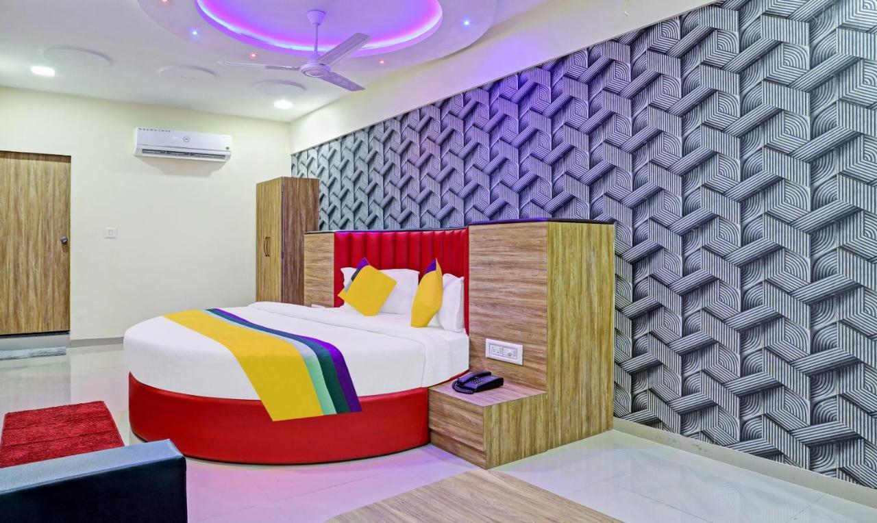 Itsy Hotels Rk Palace Вадодара Экстерьер фото
