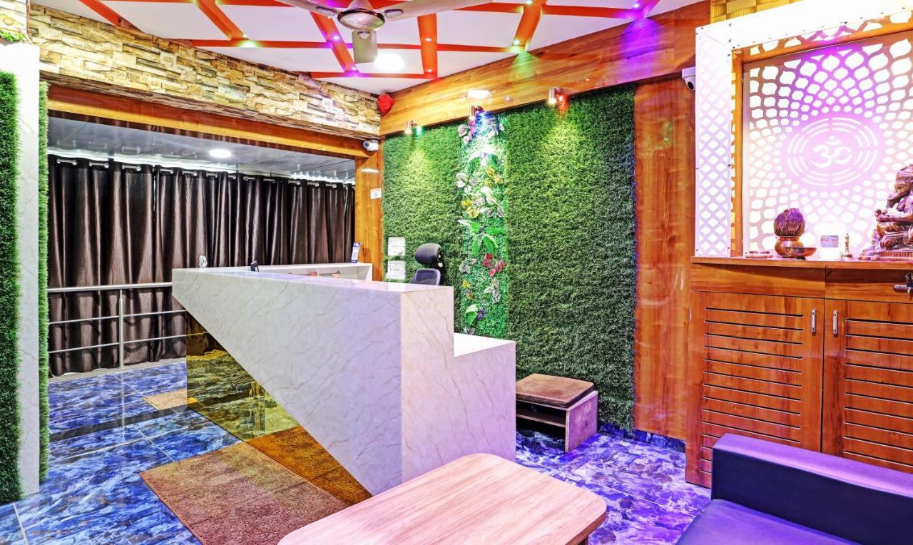 Itsy Hotels Rk Palace Вадодара Экстерьер фото